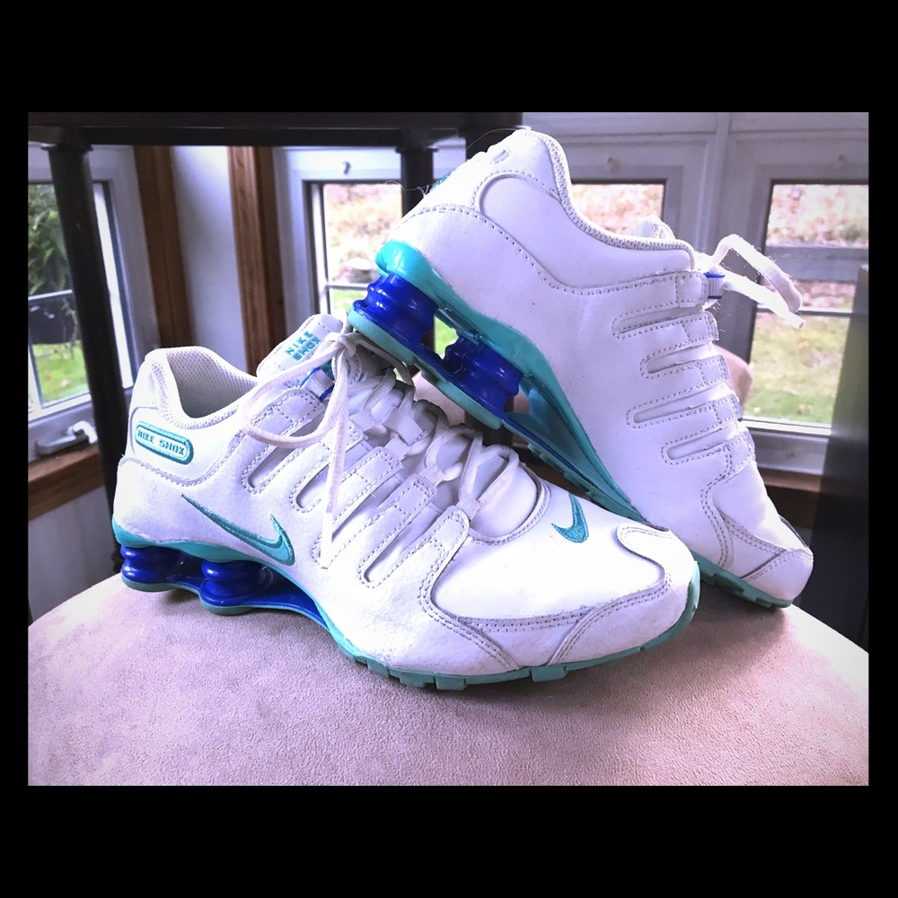 Women’s Nike Shox